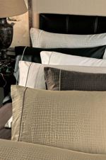 Povlečení Valeron Crocodile Brown Rozměr: 220x200 + 2ks 70x80, Materiál: Bavlněný satén